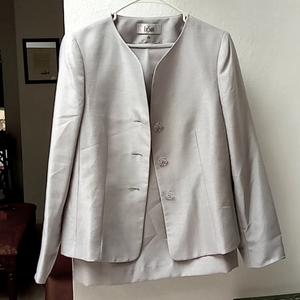 Le Suit Skirt Suit
